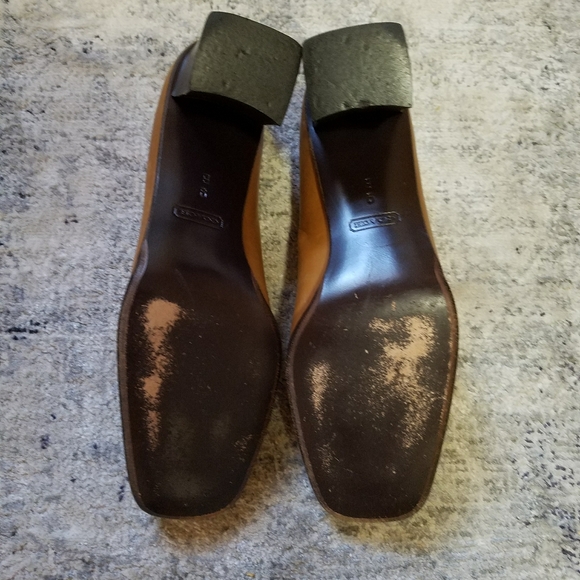 Vintage Coach heels sz 9B - Picture 6 of 8